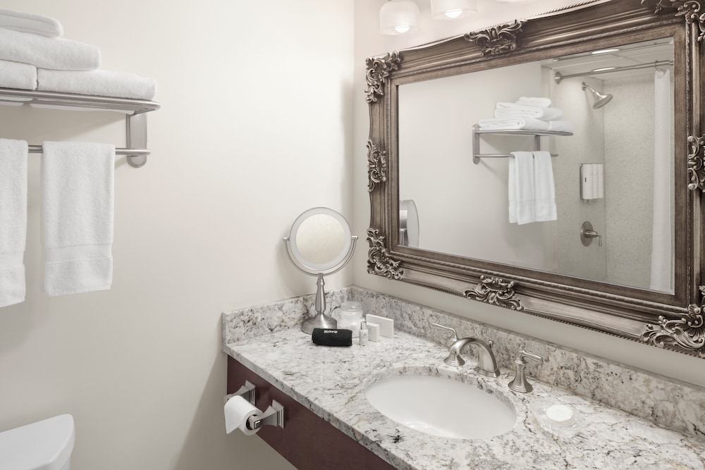 Portland Regency Hotel & Spa - photo 10