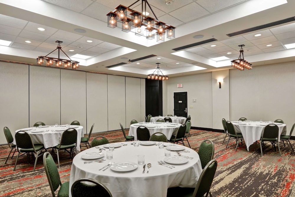 Doubletree by Hilton Hattiesburg MS - photo 36