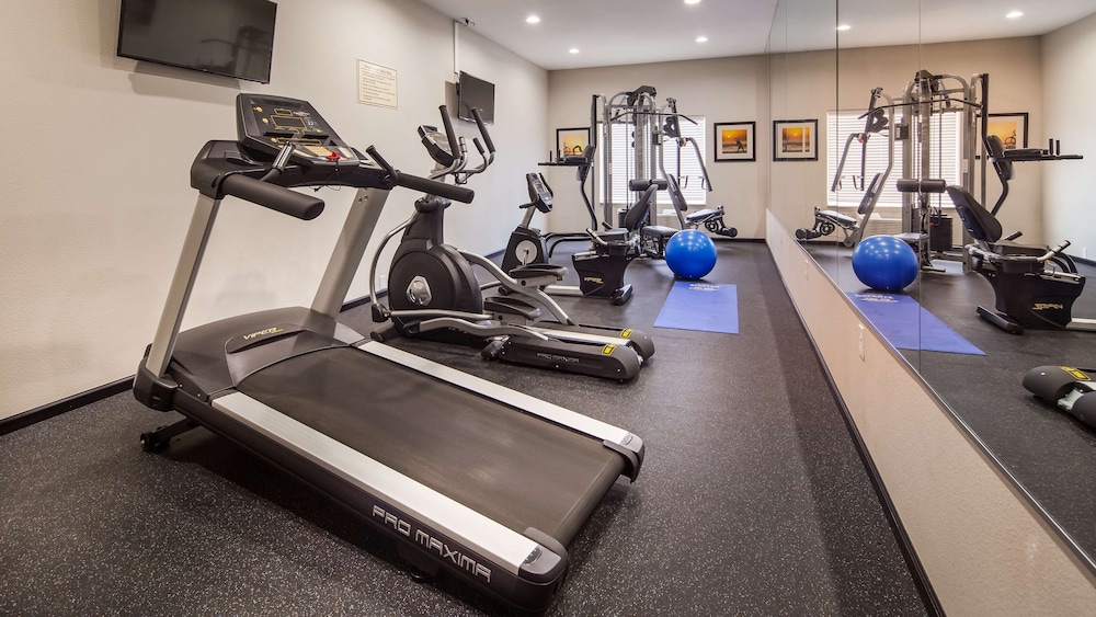 Best Western Plus Denver City Hotel and Suites - photo 15