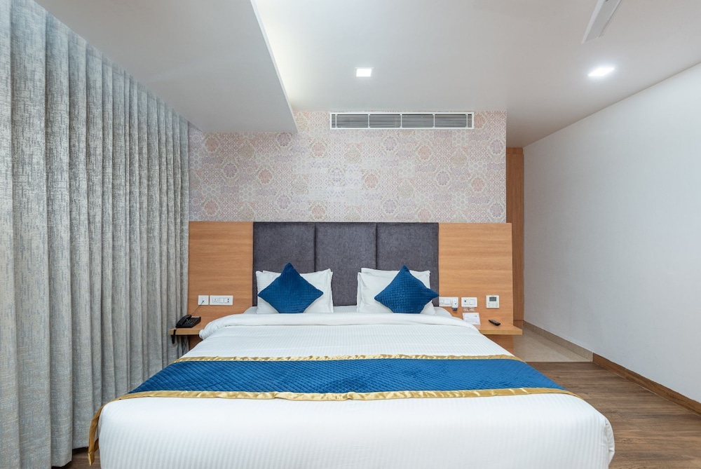Calista Boutique Hotel Near Yashobhoomi — 4-Star Luxury Hotel in New Delhi, India