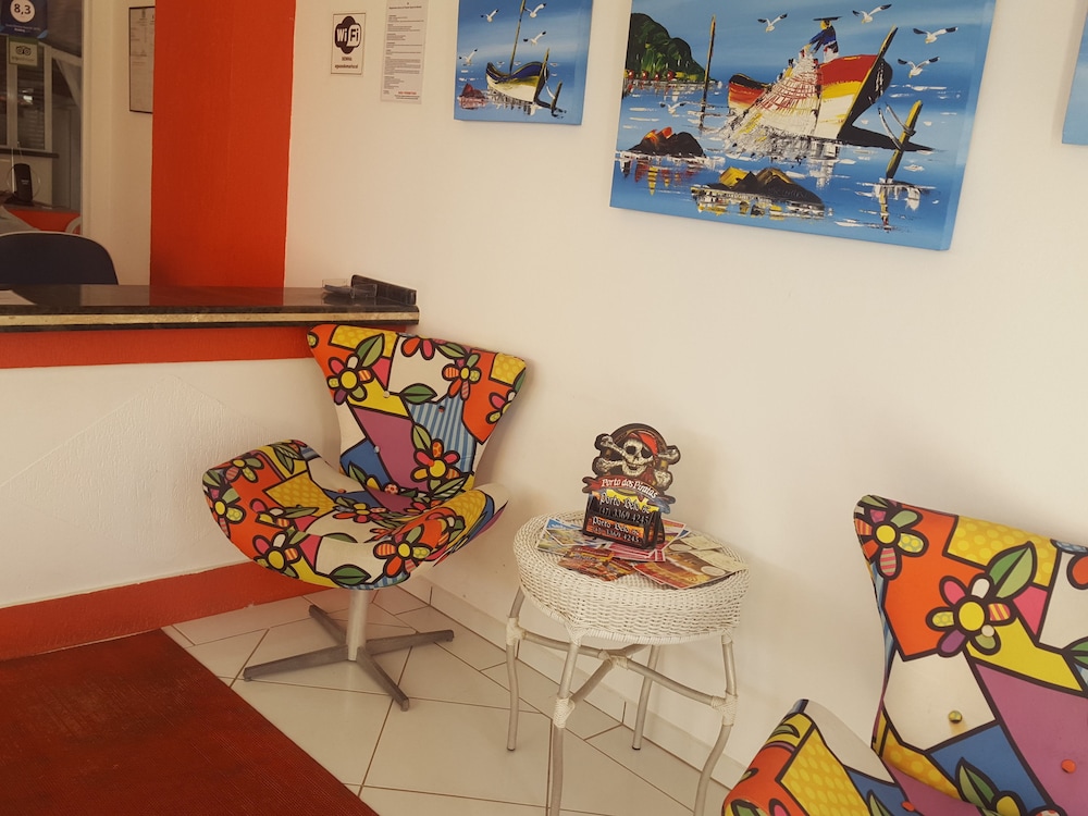 Concierge desk