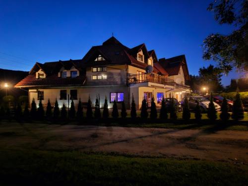 Dom Wypoczynkowy Leśniczówka 18 Węgierska Górka — hotel in Wegierska Gorka