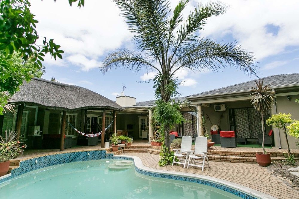 Sun Bell Lodge