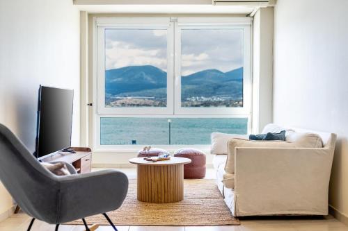 Chalkida Spacious Flat with amazing view — 4-Star Luxury Hotel in Chalkida, Greece