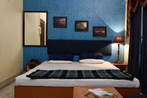 Hotel Esplanade Chambers - last minute hotel in Kolkata