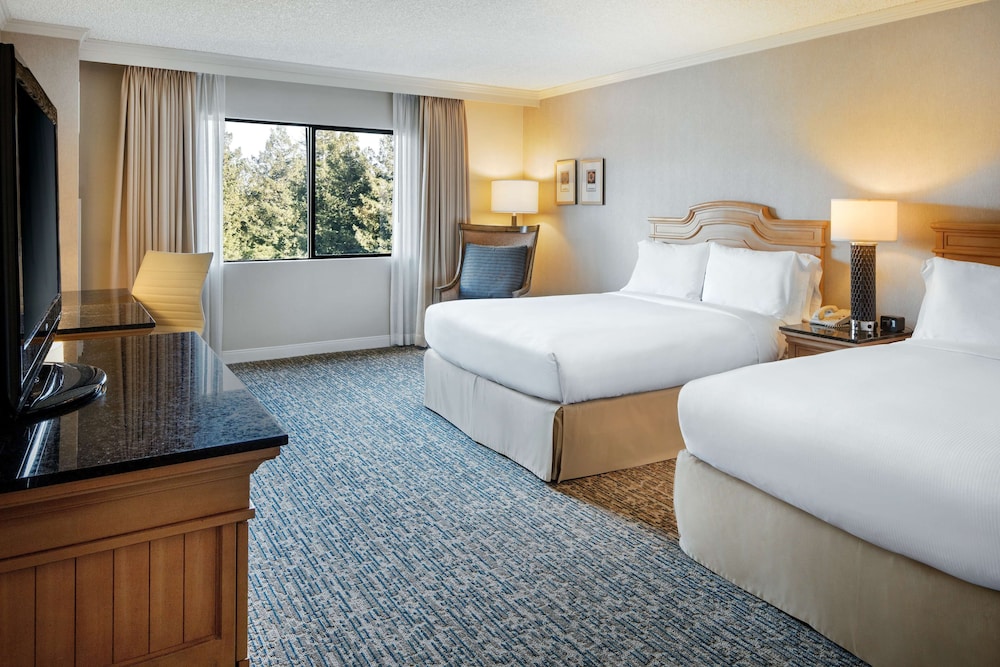 DoubleTree by Hilton Sonoma Wine Country - photo 18
