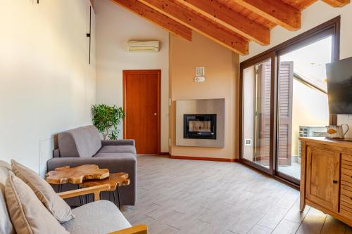 Cotton Flower Attico 15 minuti da Malpensa MXP — 4-Star Luxury Hotel in Busto Arsizio, Italy