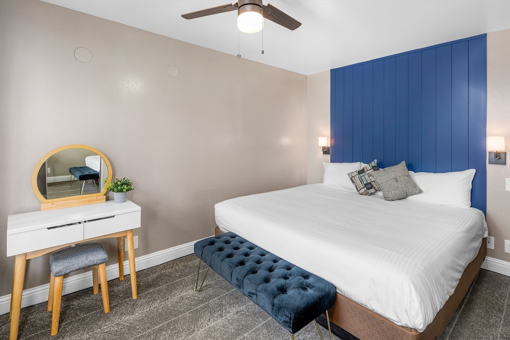 The Inn at Boatworks - photo 18