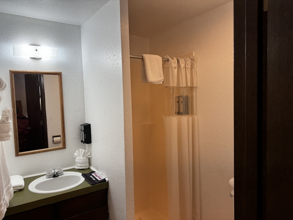 Heidis Inn Ilwaco - photo 30