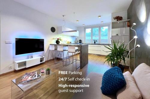 Jana's apartment free parking — 4-Star Luxury Hotel in Prague, Czech Republic
