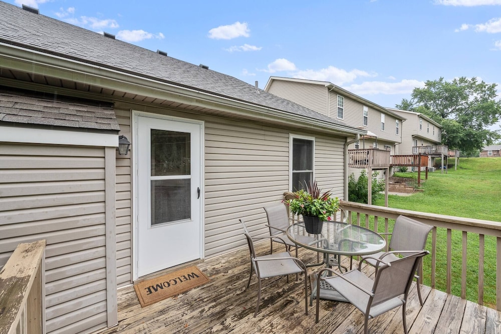 Beautiful Townhome 11 Minutes To Downtown Kansas City Mo - photo 25