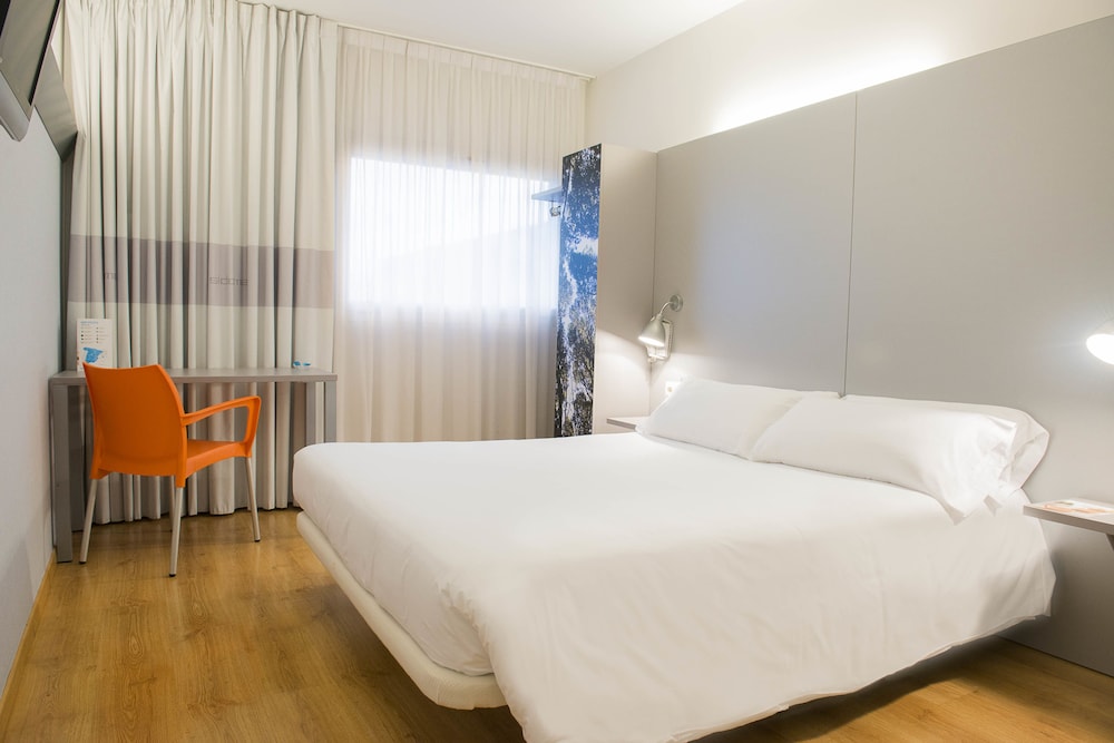 B&B Hotel Girona 2 — Salt — photo 3