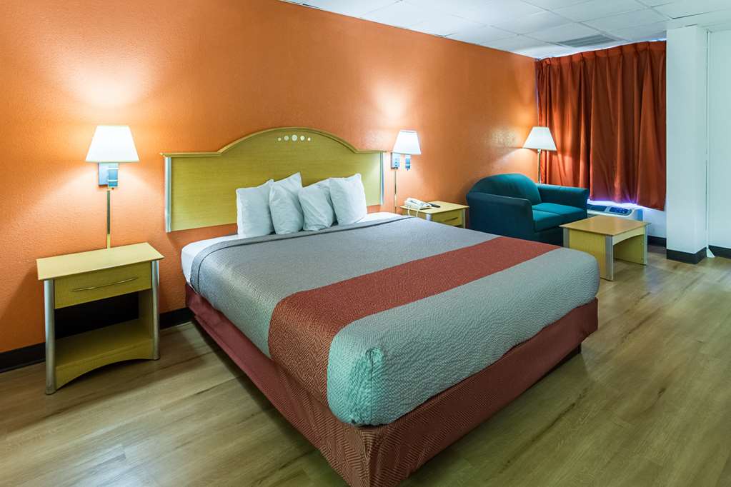 Motel 6 Groton CT Casinos Nearby - photo 5