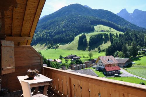 Chalet Zeppelin — 4-Star Luxury Hotel in Chateau-D'oex, Switzerland
