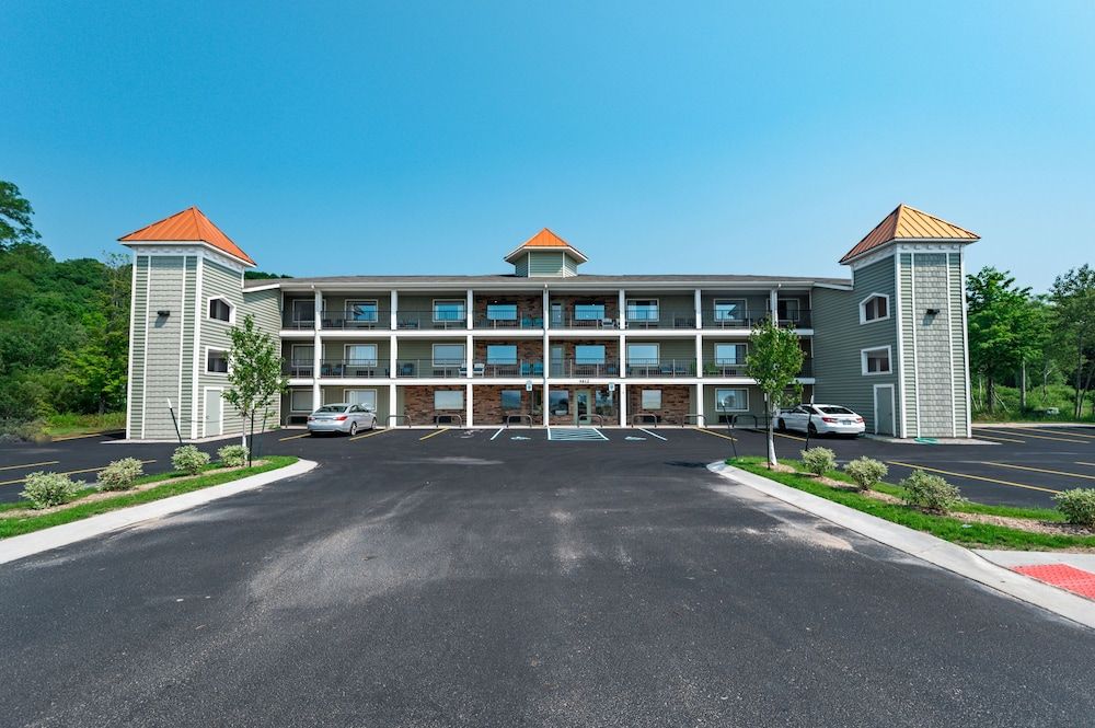 Gold Coast Inn - photo 10