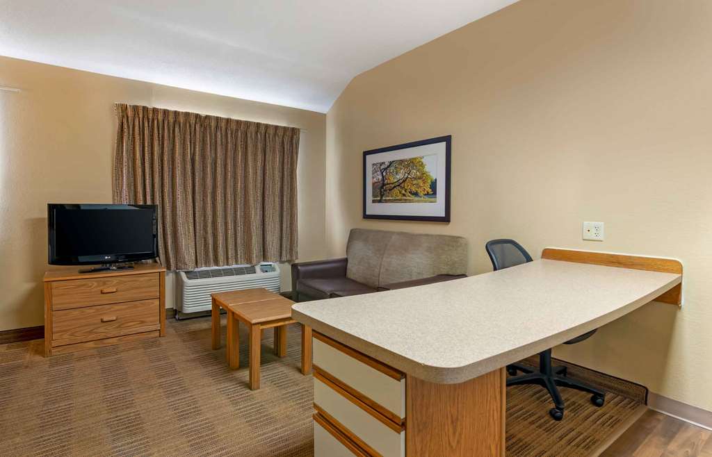 Extended Stay America Suites Kansas City Airport Tiffany Spr - photo 25