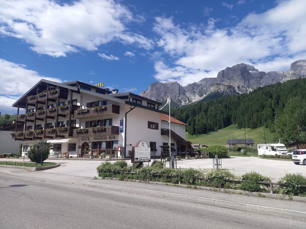 Hotel Comelico — hotel in Candide