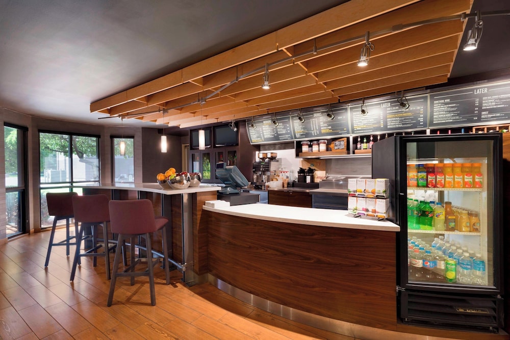 Courtyard by Marriott Akron Fairlawn - photo 22