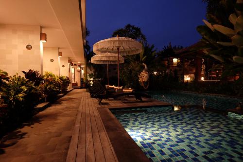 Kayu Sugih Palace