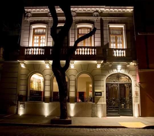 BoBo Hotel and Restaurant