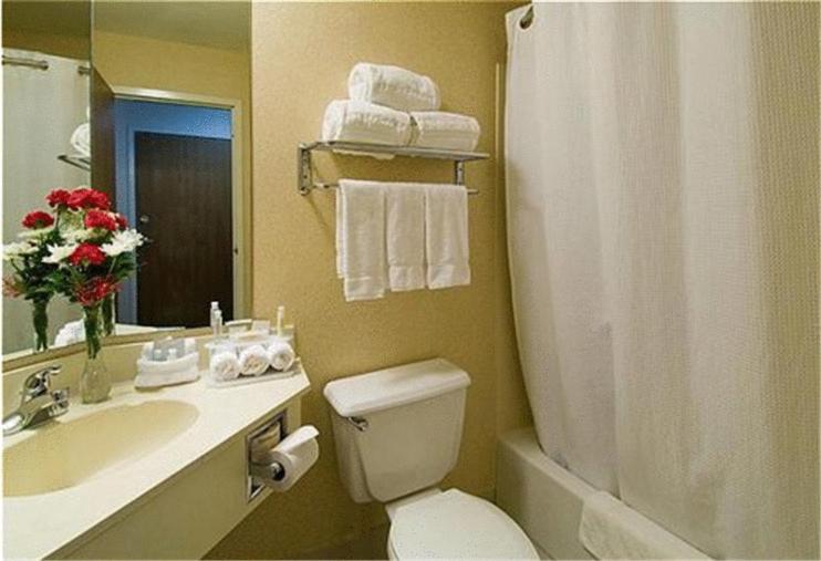 Baymont by Wyndham Merrillville - photo 29