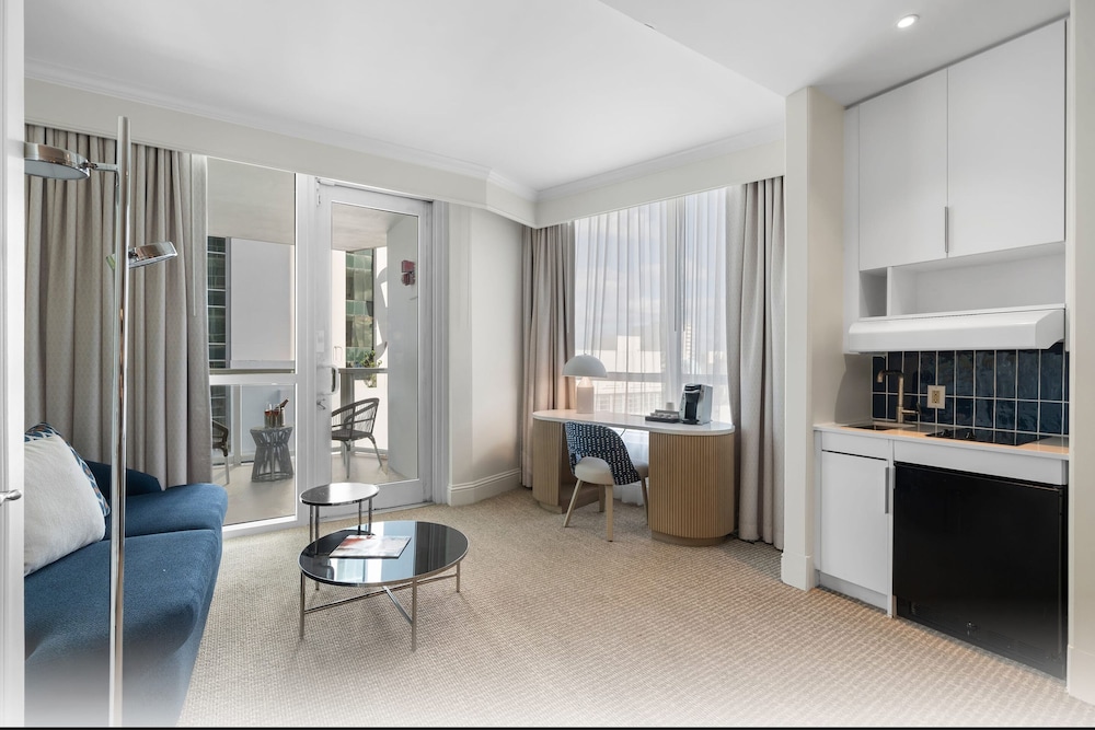 Fontainebleau Miami Beach Private Luxury Suites - photo 165