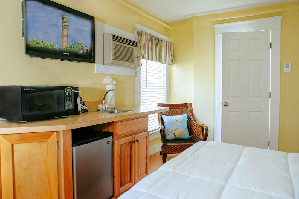 The Provincetown Hotel at Gabriel's - photo 37