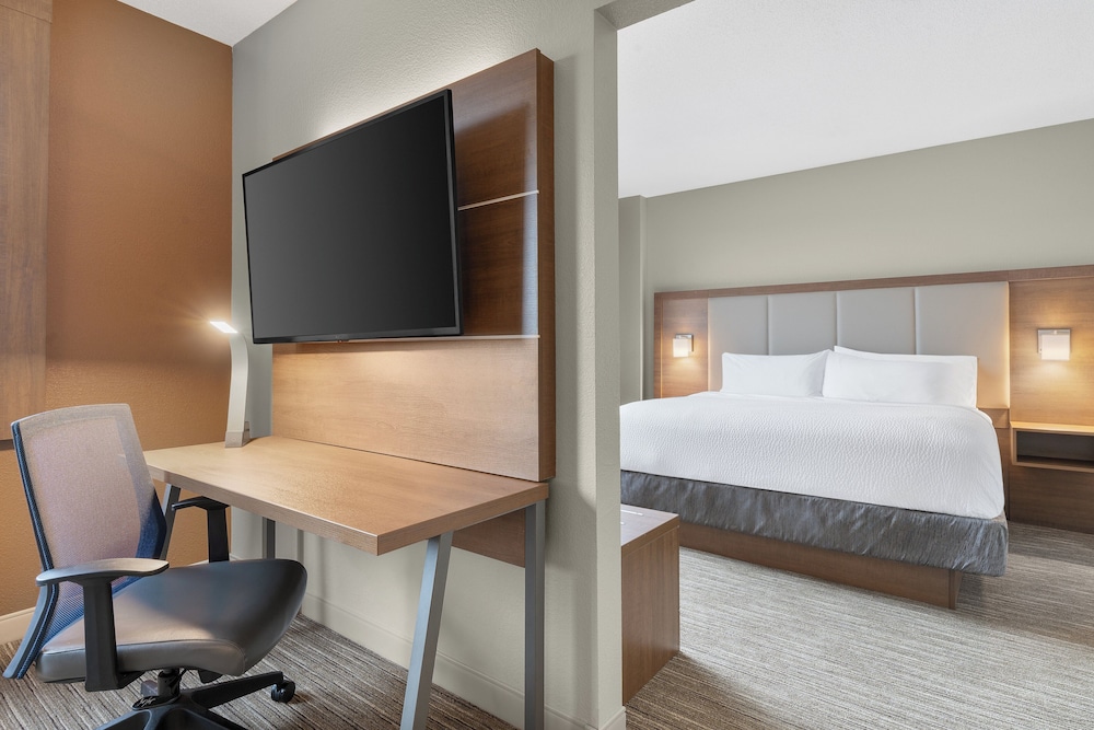 Holiday Inn Express Coralville by IHG - photo 21
