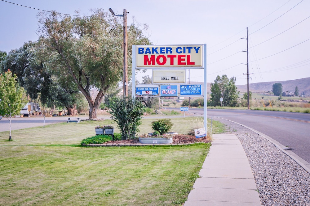 Baker City Motel & RV Park - photo 50