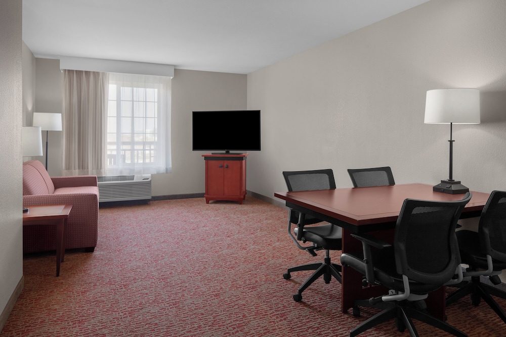 Larkspur Landing Extended Stay Suites Roseville - photo 16