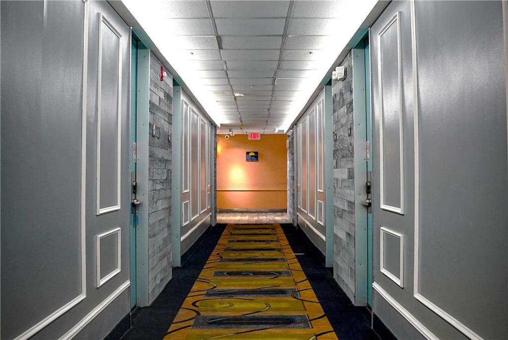 Days Inn by Wyndham Southington - photo 14