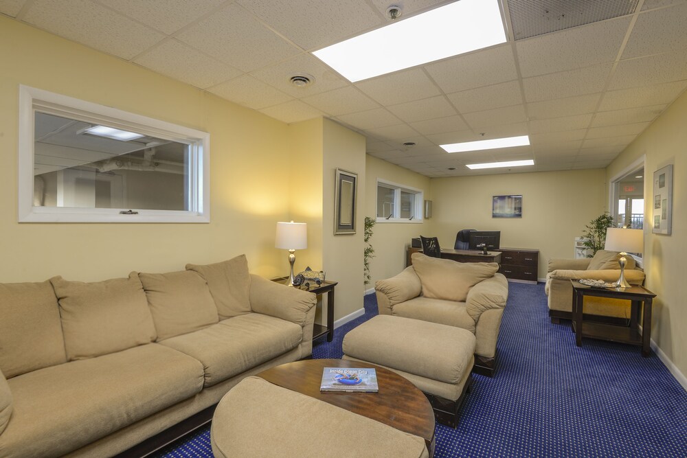 Marigot Beach Suites Oceanfront - photo 3