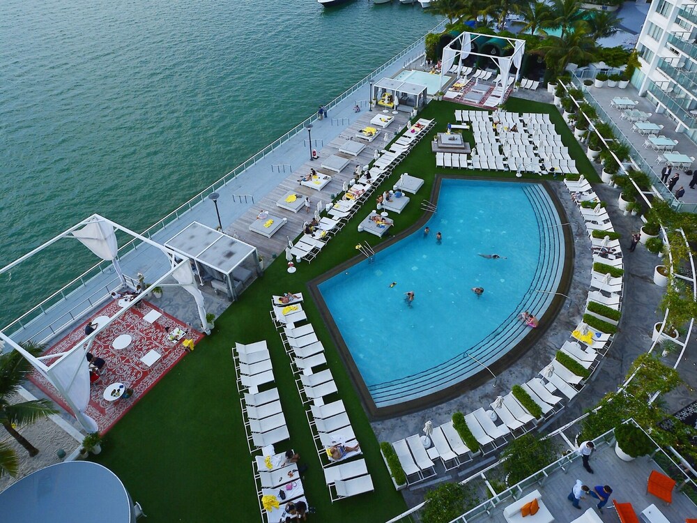 Huge Suite 3 Rooms Bay View 5 Condo Hotel #1026 - featured photo