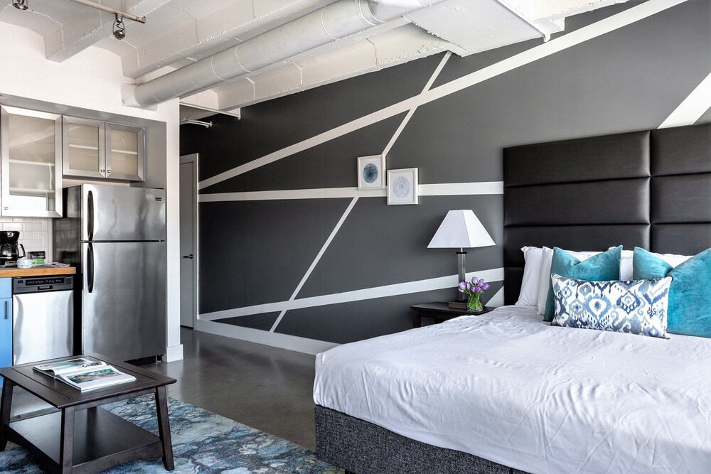 Stay Alfred at Drayton Tower - photo 46