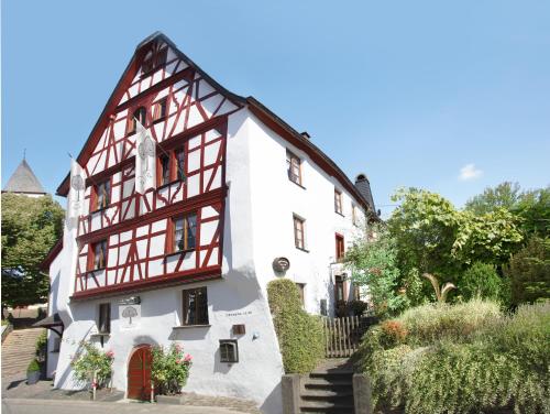 Ferienhaus Olive Tree — hotel in Bullay