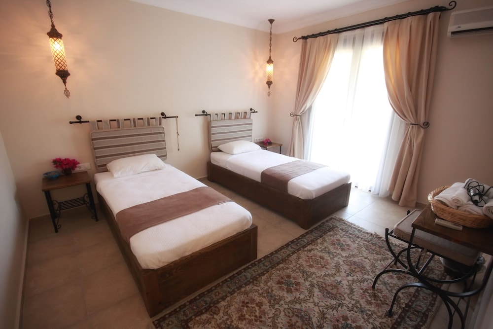 Dardanos Hotel — Kas — photo 4