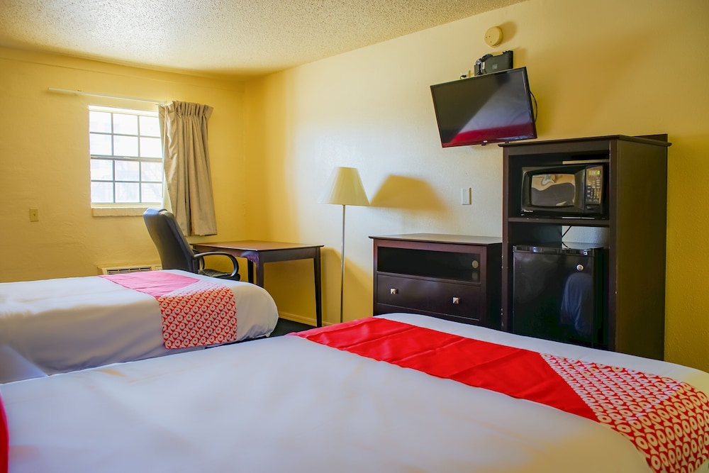 Duncan Inn by OYO OK Hwy 81 Near Chisholm Casino - photo 14