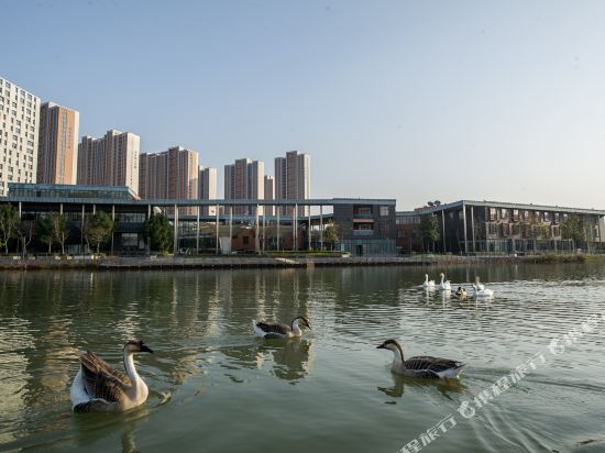 Queens Palace - carbon neutral hotel in Wuhan
