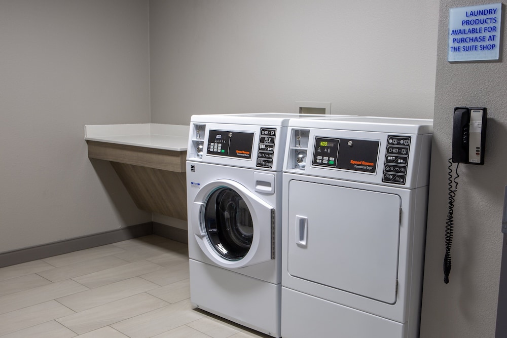 Holiday Inn Express & Suites Sioux City Southern Hills by IHG - photo 64