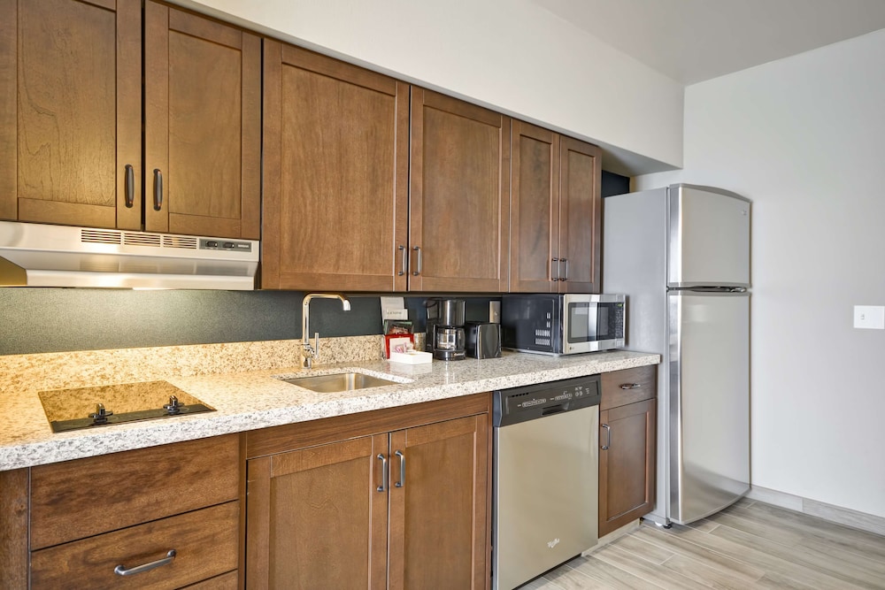 Homewood Suites by Hilton Phoenix Tempe ASU Area - photo 21