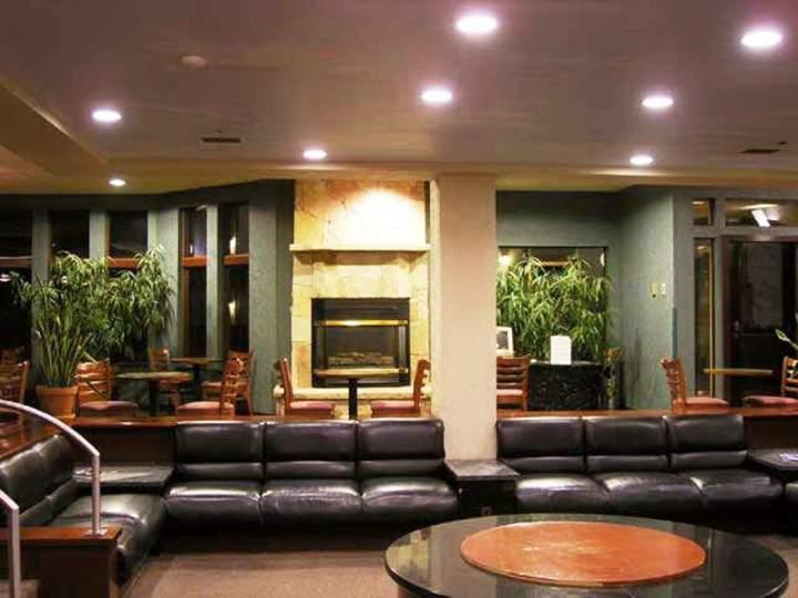 Lionshead Inn - photo 16