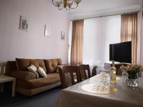 555 Flat 55 m mieszkanie 5 min Dworzec Główny — 4-Star Luxury Hotel in Krakow, Poland