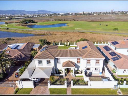 Cape Golf Villa