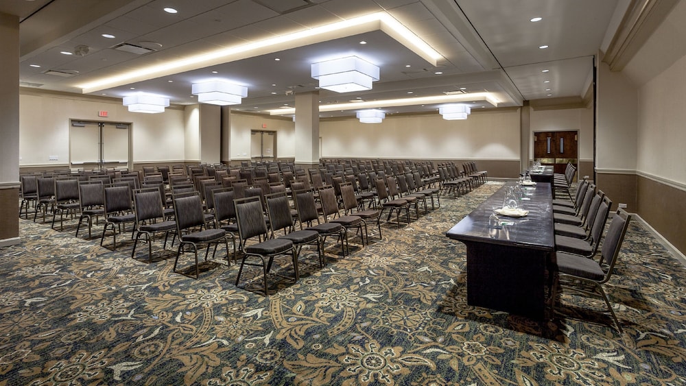 Holiday Inn Chicago North Evanston by IHG - photo 32