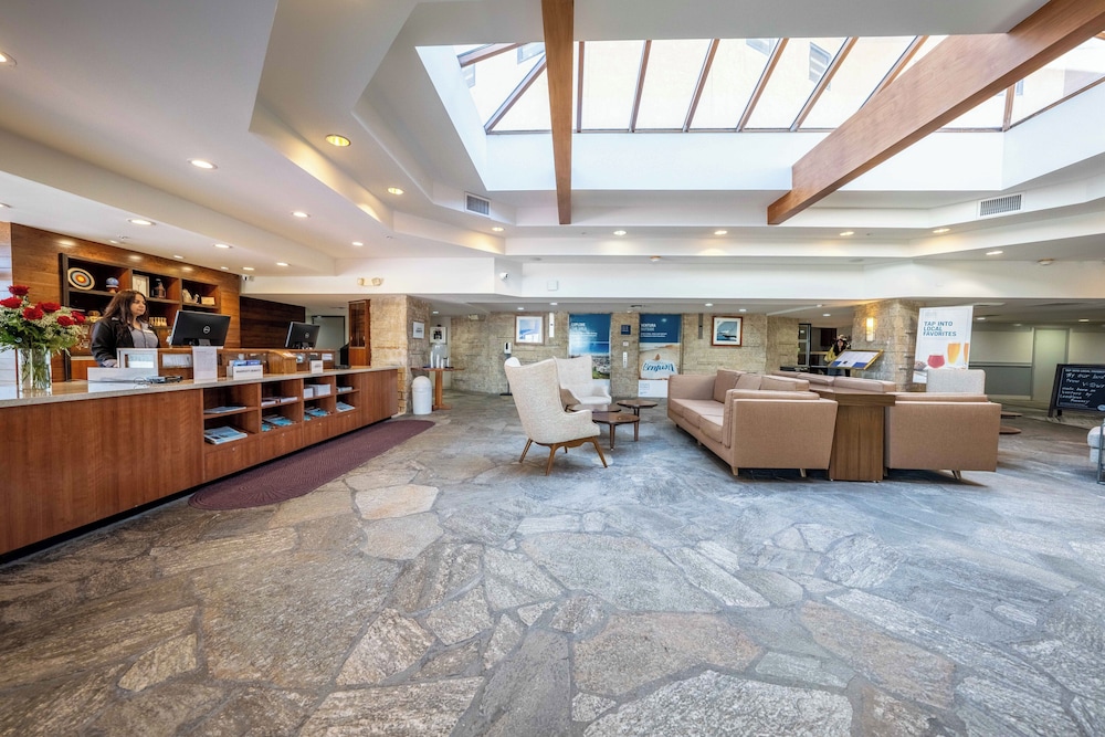 Four Points by Sheraton Ventura Harbor Resort - photo 2