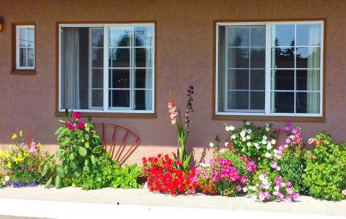 Uptown Inn - photo 4