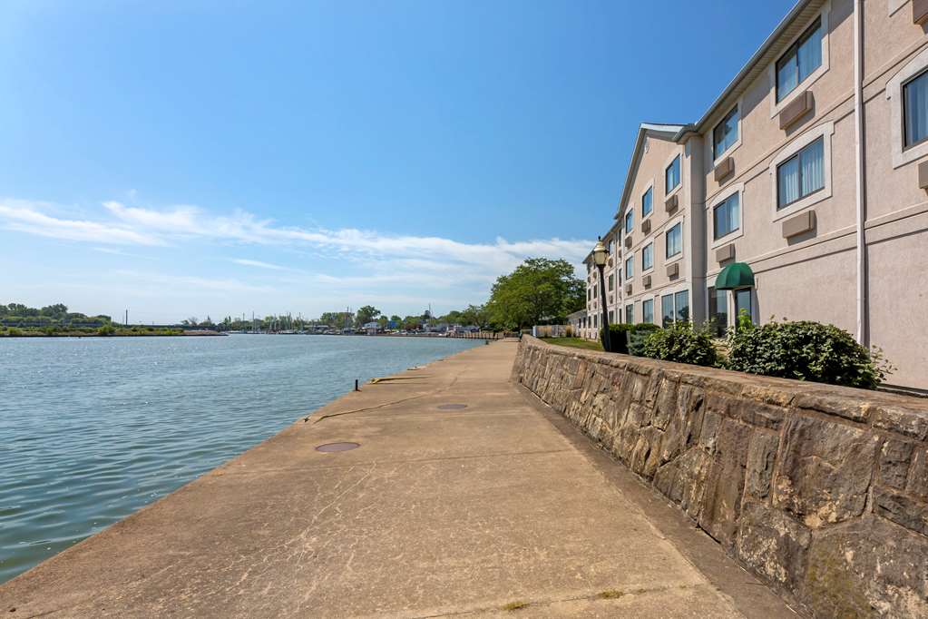 Comfort Inn River's Edge - photo 44