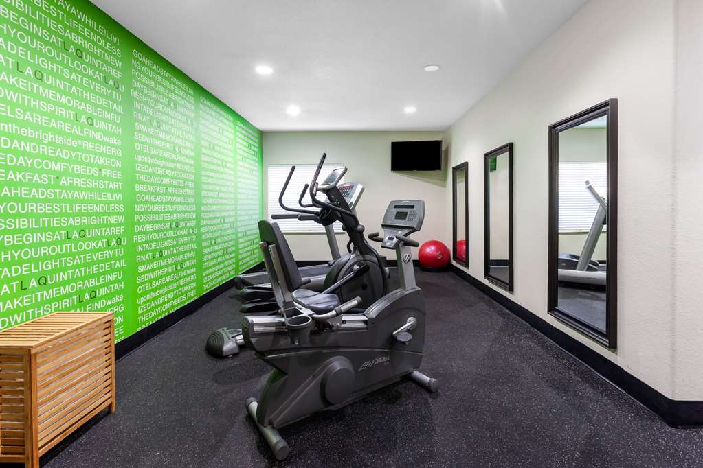 La Quinta Inn & Suites by Wyndham New Braunfels - photo 10