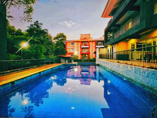 2BHK Stunning Apartment with Pool — 4-Star Luxury Hotel in Vagator, India