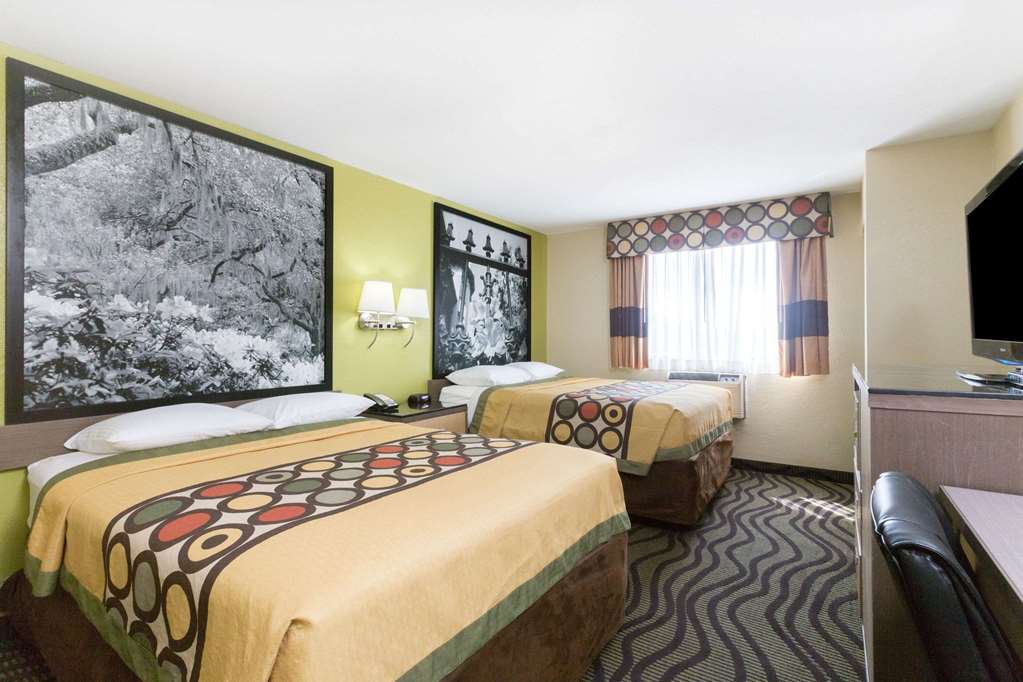 Super 8 by Wyndham Brunswick St Simons Island Area - photo 11